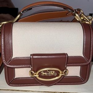 Coach Hero Signature Canvas & calf leather